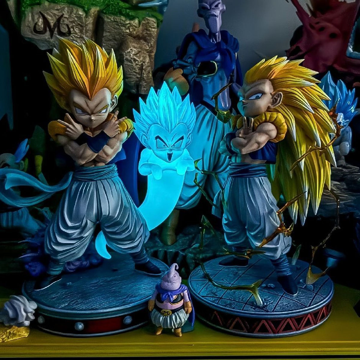 Resin Art Dragon Ball Z - ドラゴンボール Z フィギュア超サイヤ人ゴテンクスアニメ置物ゴースト分隊モデル像人形コレクション装​​飾子供のおもちゃのギフト