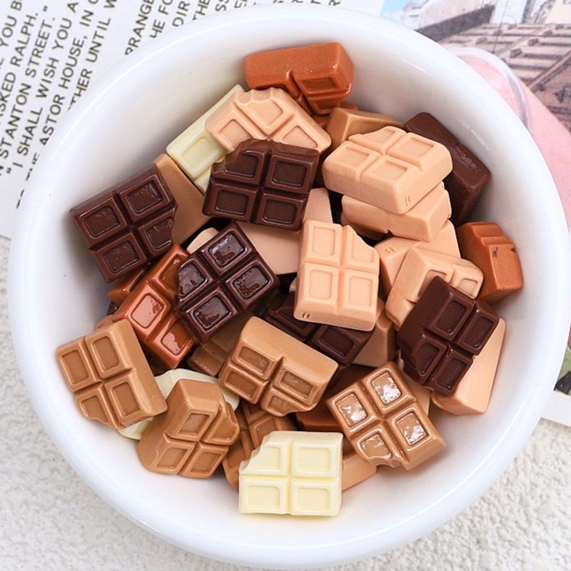 30 個新しいかわいい樹脂漫画模擬チョコレート、クッキー、葉 - Resin Art Alphabet のレビューと価格